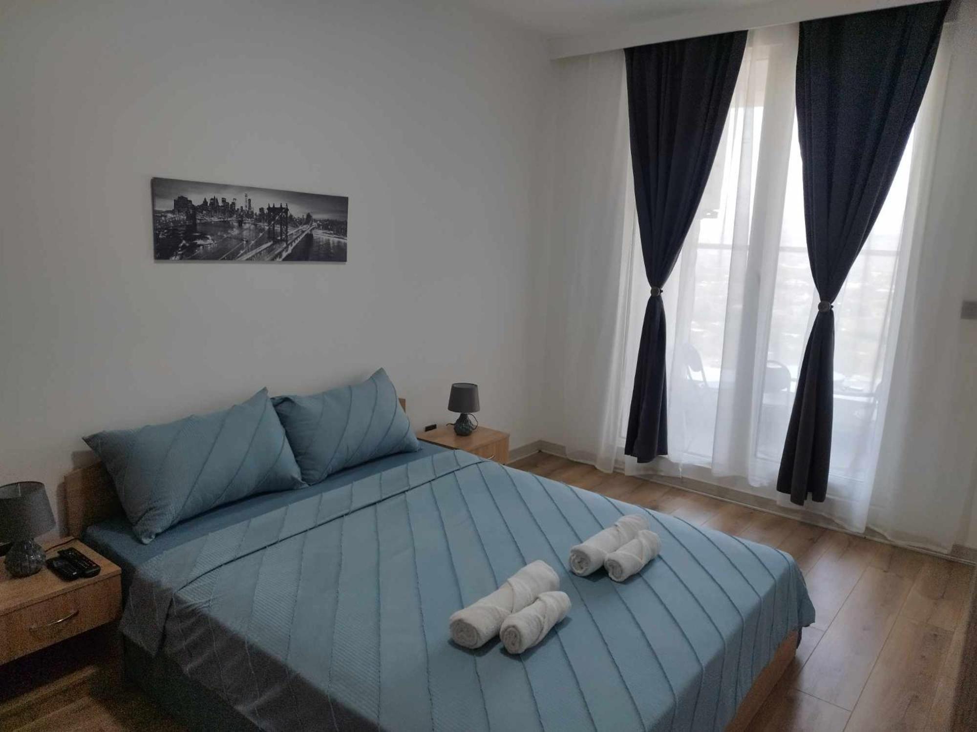 Skopje Sky City: High-Rise Apartments with Pool & Spa Access Exterior photo