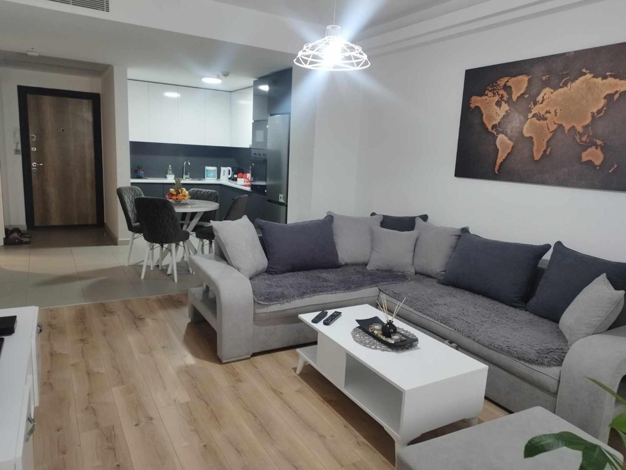 Skopje Sky City: High-Rise Apartments with Pool & Spa Access Exterior photo