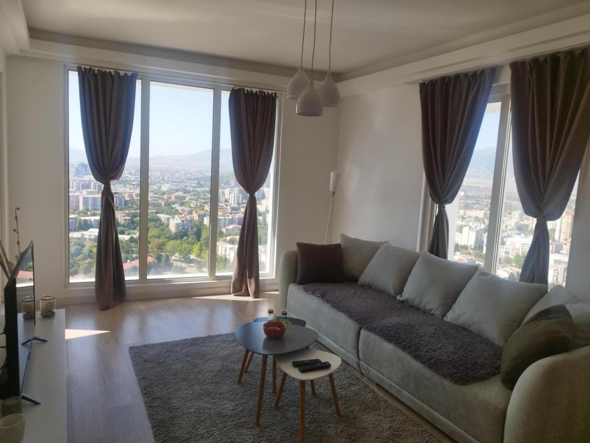 Skopje Sky City: High-Rise Apartments with Pool & Spa Access Exterior photo